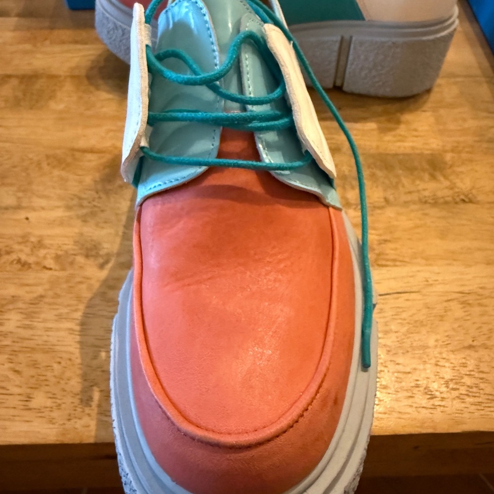John Fluevog Women’s Grimaldi Platform Sneakers (Space Edition) - Picture 3 of 4